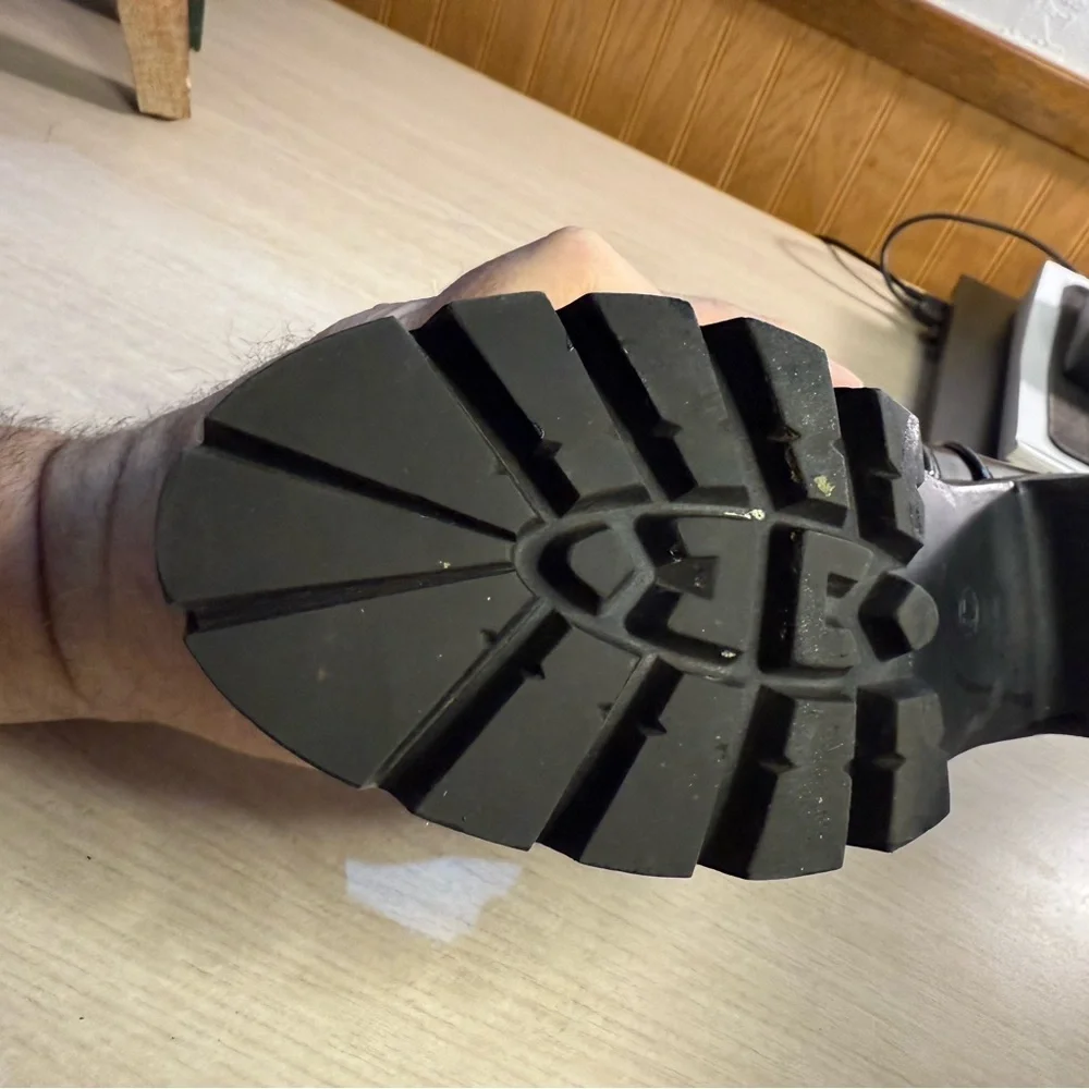 Women’s AllegraK Platform/Chunky Heel Boot Size 7 LIKE NEW!! - Picture 5 of 13